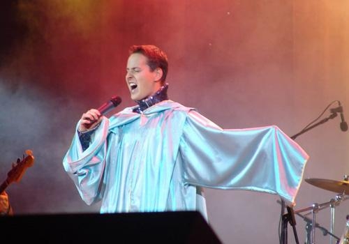 VITAS Ѳݳ ˹