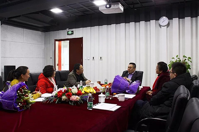 热烈欢迎湖南吉首大学院领导莅临ZOBO卓邦企业
