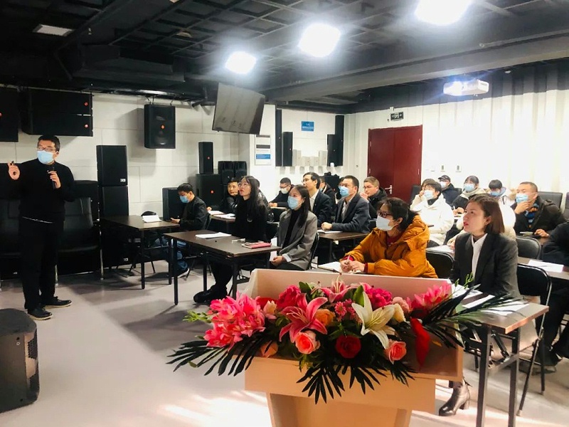 北京卓邦电子技术有限公司举行企业新型学徒制开班仪式暨开班课